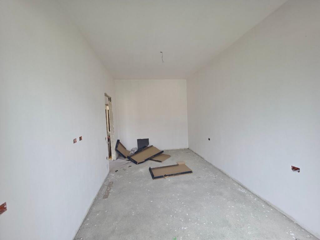 Porcelan Shitet Apartament 1+1