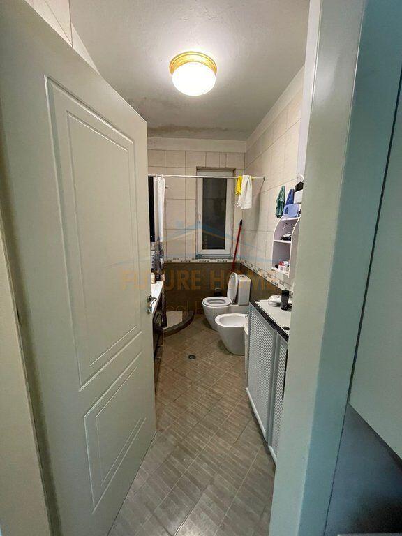 Shitet, Apartament 2+1, Unaza e Re