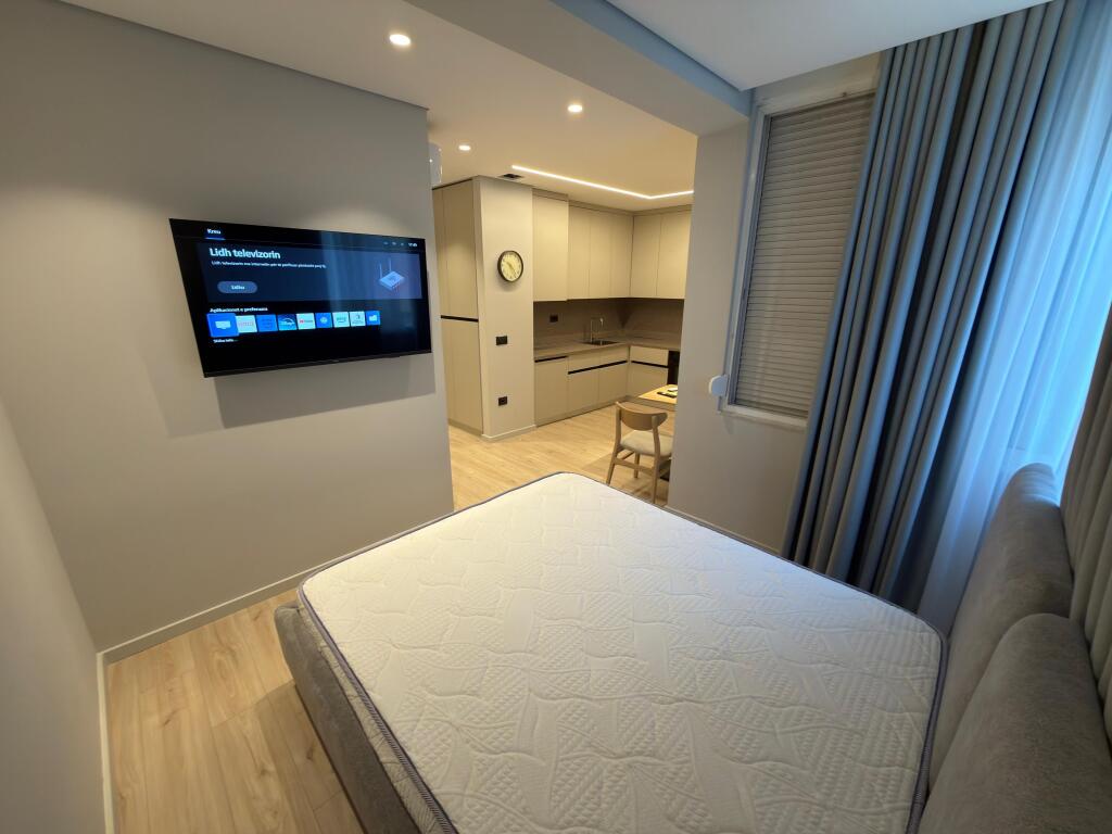 📣 AFFITTO 3-Appartamenti 1+1 (Per Airbnb) 📍 Centro Tirana, Vicino al Nuovo Bazaar ✨