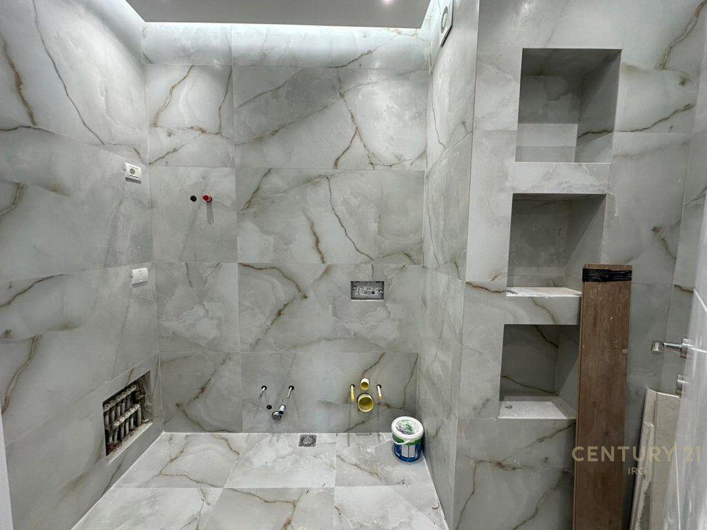Apartment 2+1 near the Red School!