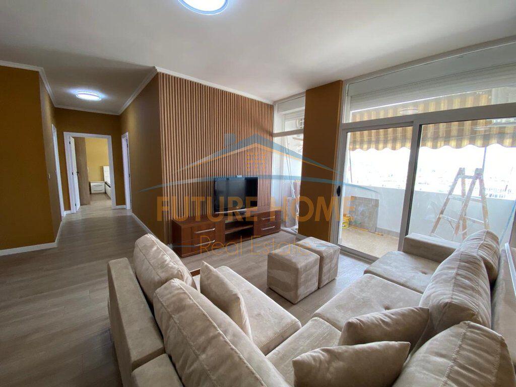 Qera, Apartament 2+1, Komuna e Parisit