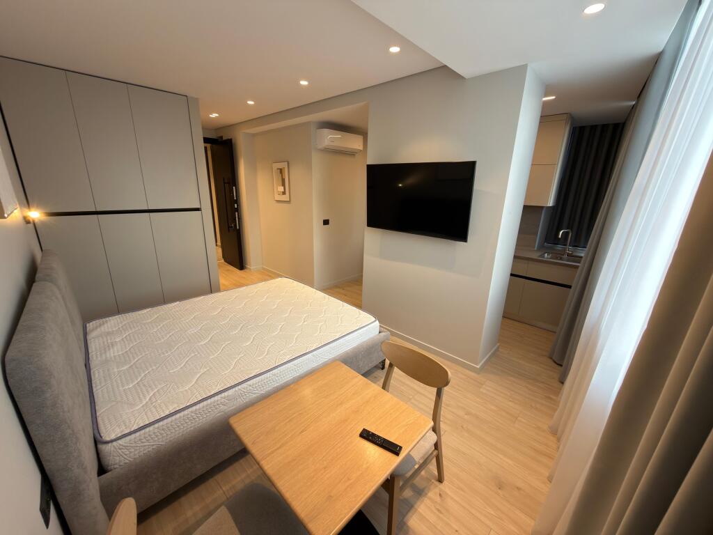 📣 AFFITTO 3-Appartamenti 1+1 (Per Airbnb) 📍 Centro Tirana, Vicino al Nuovo Bazaar ✨