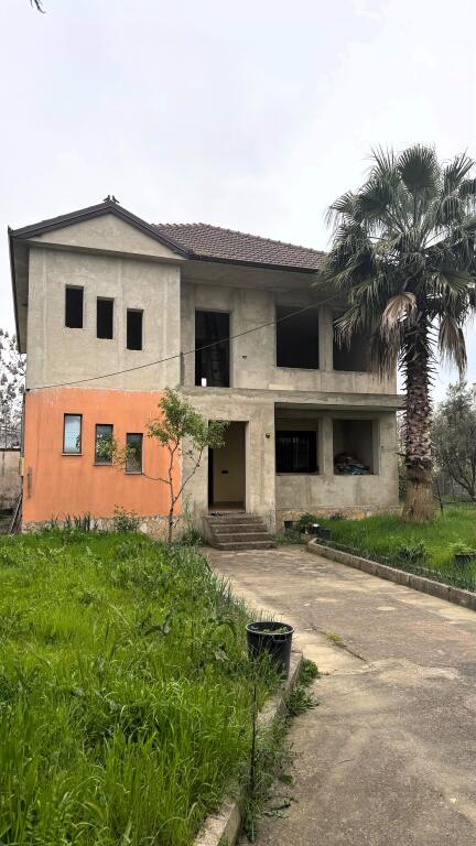 Casa privata in vendita a Kamëz – Costruzione di qualità, documentazione regolare!