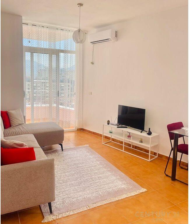 Apartament 1+1 me qira në Kompleksin Fratari, Astir
