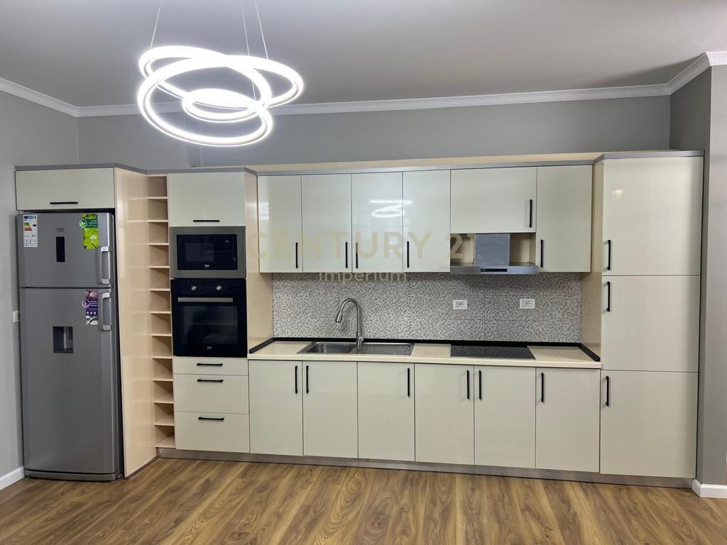 Appartamento 2+1 in Via Besim Alla – Misto Mame