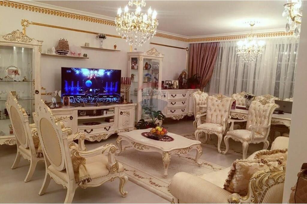 Shitet Apartament 2+1+2 Kompleksi Kolombo