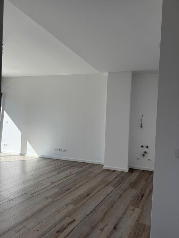 Qira apartament 1+1 per Zyra tek Lake View Residence