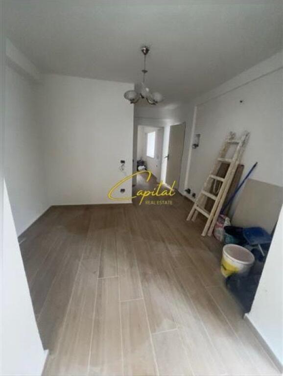OFFICE FOR RENT 51 M2 SHEHSI WILLSON 600 EURO