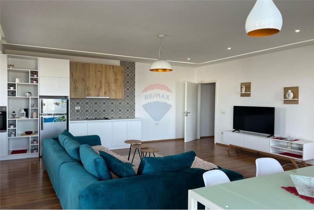 Apartament me qera 2+1 ne Astir