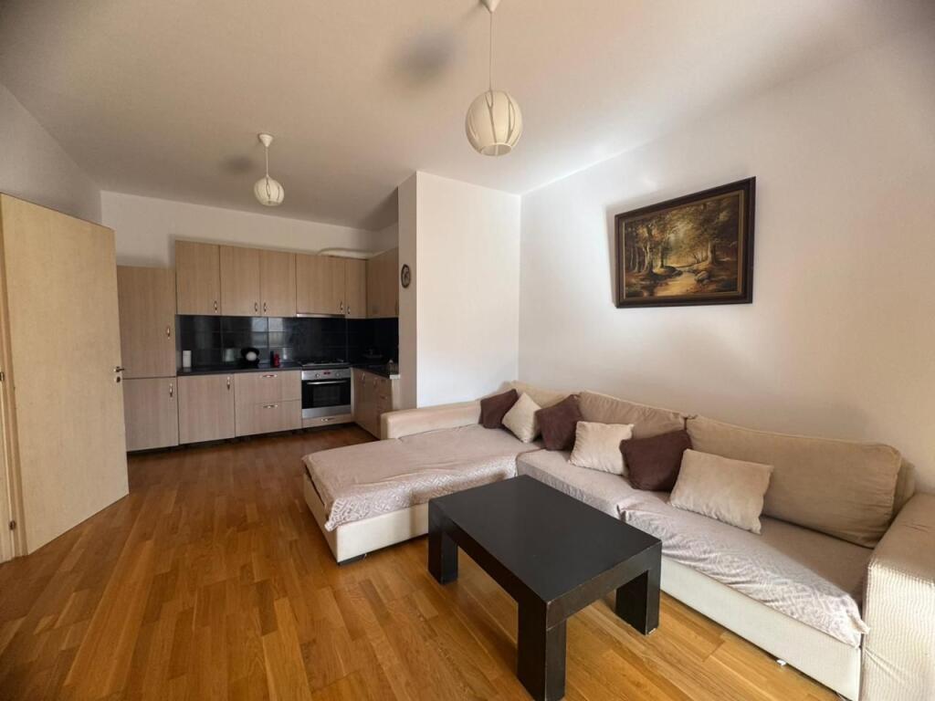 Jepet me qira apartament 2+1+2 ne Astir!
