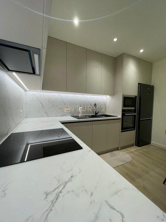 APARTMENT 2+1 FOR RENT NEXT TO THE AMERICAN EMBASSY, TIRANA!