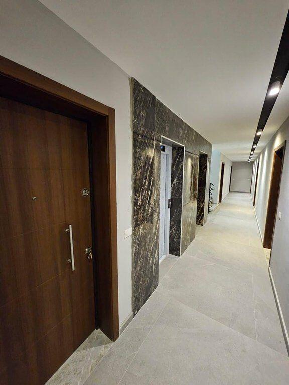 Zyrë Me Qira në Rruga Bardhyl, Tiranë - 550€ | 56 m²