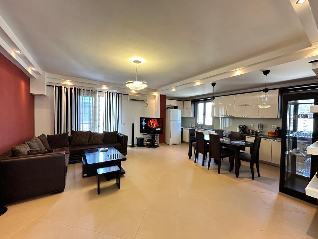 Apartment for rent 3+2/Vlore