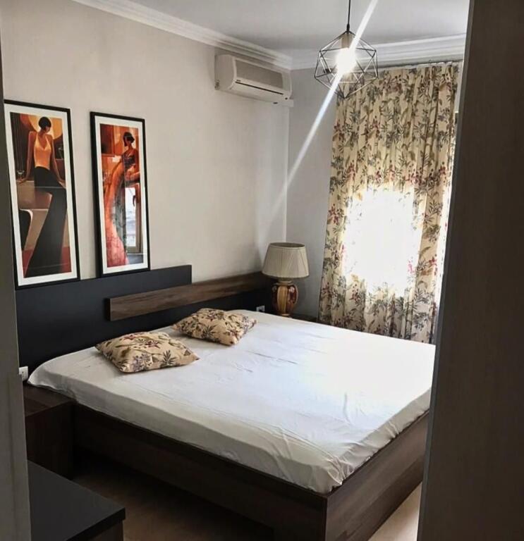 Apartament me Qira në Qender te Tiranës