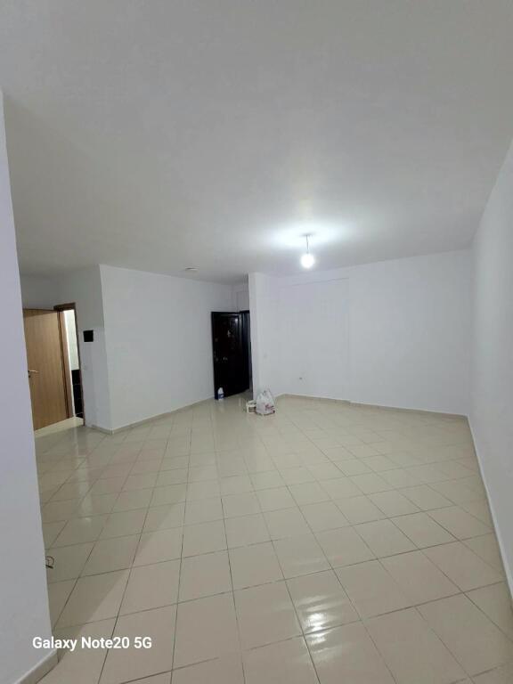 Apartament me qera 2+1