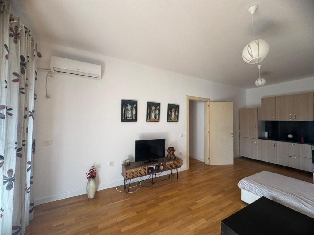 Jepet me qira apartament 2+1+2 ne Astir!
