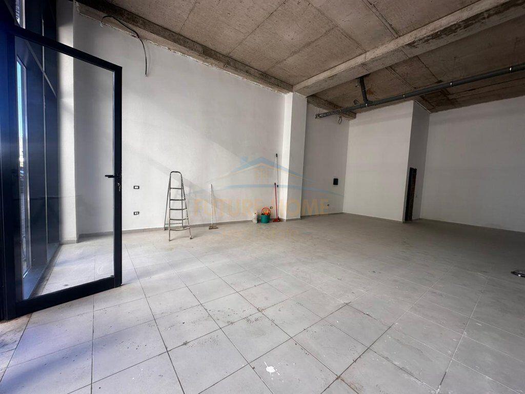Rent, Business Environment, Dry Lake, Tirana.