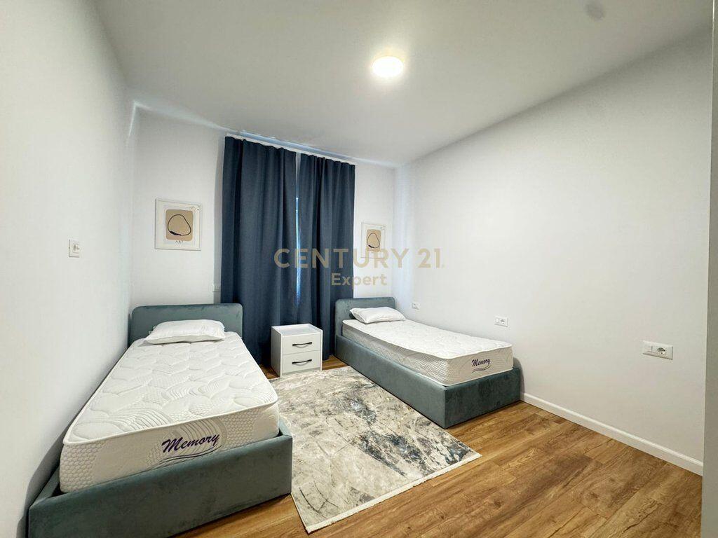 FOR RENT 2+1 APARTMENT AT WILLSON SQUARE!!