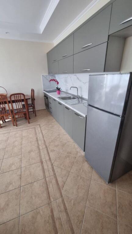 🏠 Affittasi appartamento 2+1 in Via Dibra