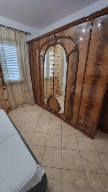🏠 Affittasi appartamento 2+1 in Via Dibra