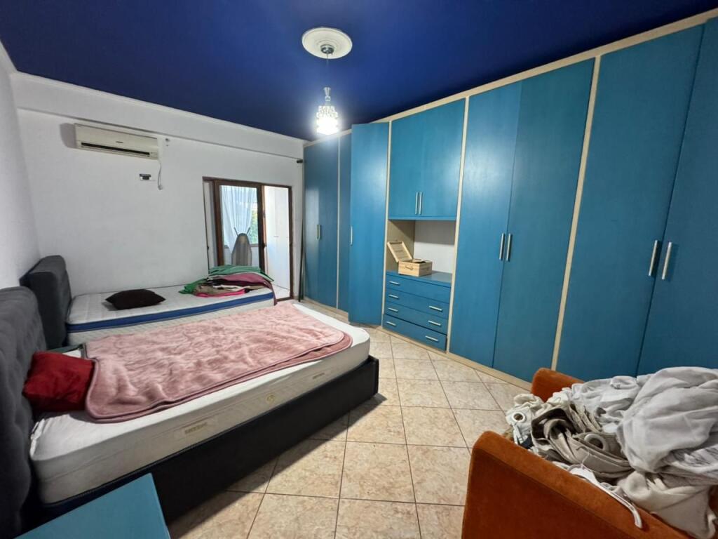 Appartamento 3+1+2 in Vendita  📍 Zona: Astir, vicino al Palazzo con Frecce
