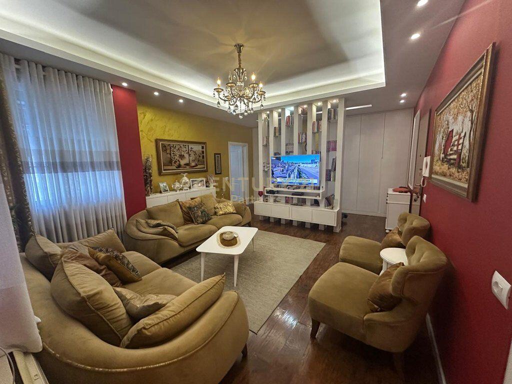 Apartment 1+1 For Sale in Kthesa e Kamzës