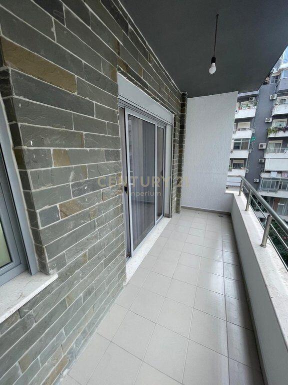 Apartament 2+1+2 në Astir!