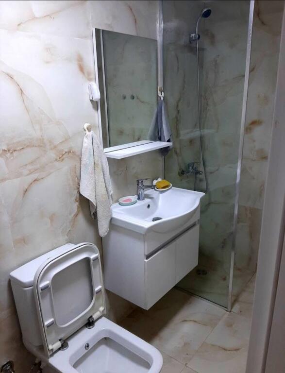 SHOP FOR SALE 41 M2 MYSLYM SHYRI 105,000 EURO