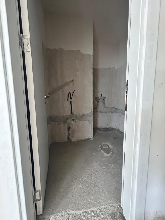 SHITET APARTAMENT 2+1+2 PRANE CASA ITALIA 110,000 €