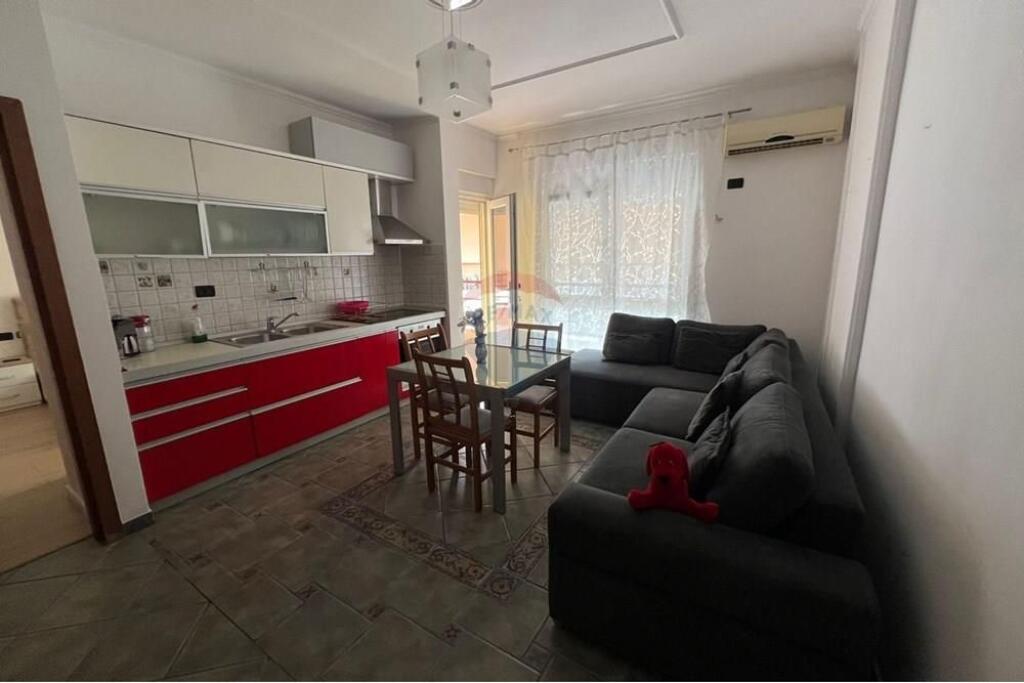Apartament 1+1 per qira tek Rruga e Kavajes