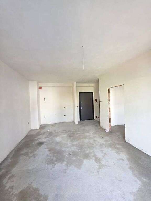 FOR SALE APARTMENT 1+1 – NEAR AMERICAN HOSPITAL 2, DIBRA STREET