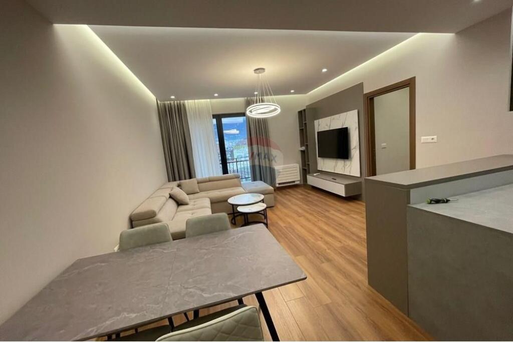 Apartament 2+1 per qira tek rruga e Dibres!