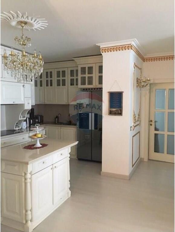 Shitet Apartament 2+1+2 Kompleksi Kolombo