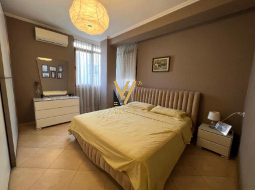 JEPET APARTAMENT 2+1+2 ME QIRA TE KODRA E DIELLIT 600 EURO