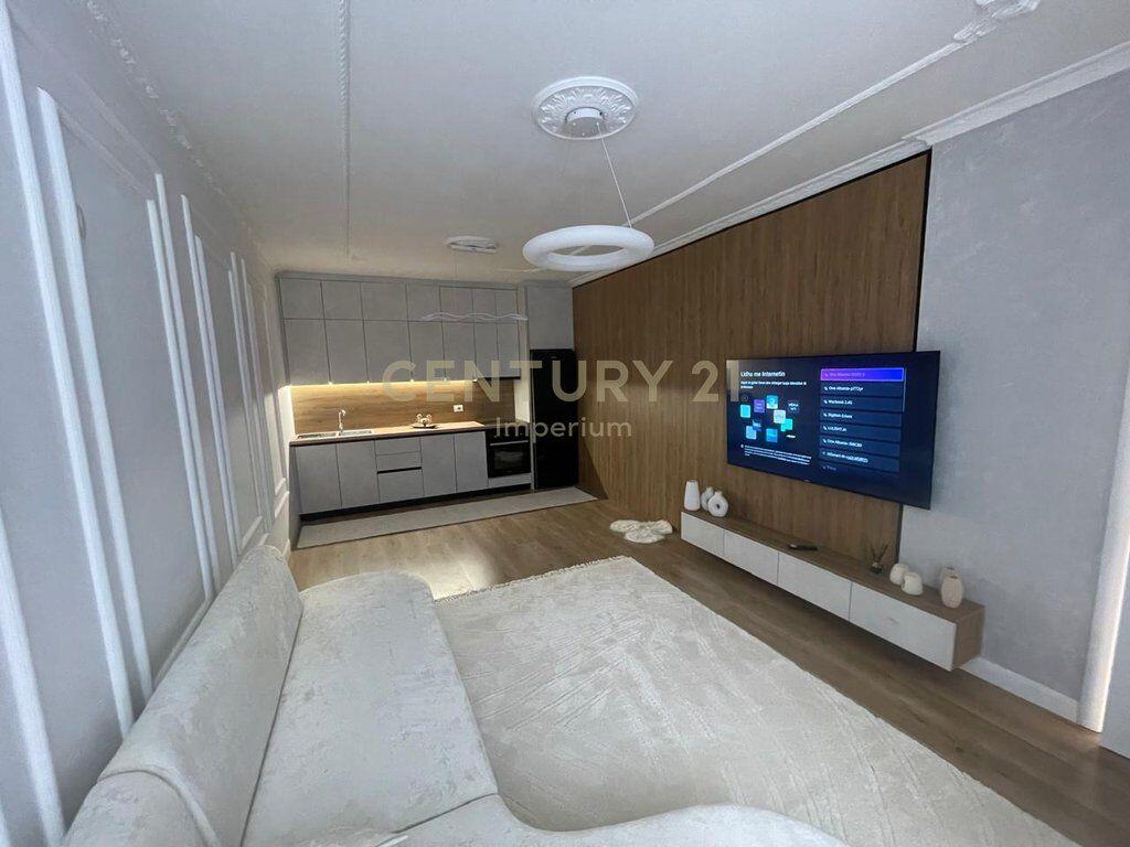 Apartament 2+1+2 në Astir!