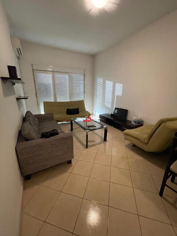 Apartament 2+1 me qera prane Casa Italia, ne Tirane (ID 42214595)