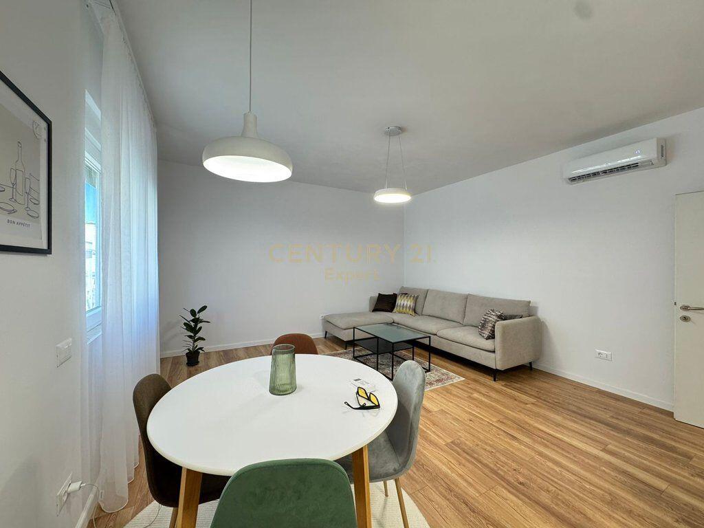 FOR RENT 2+1 APARTMENT AT WILLSON SQUARE!!