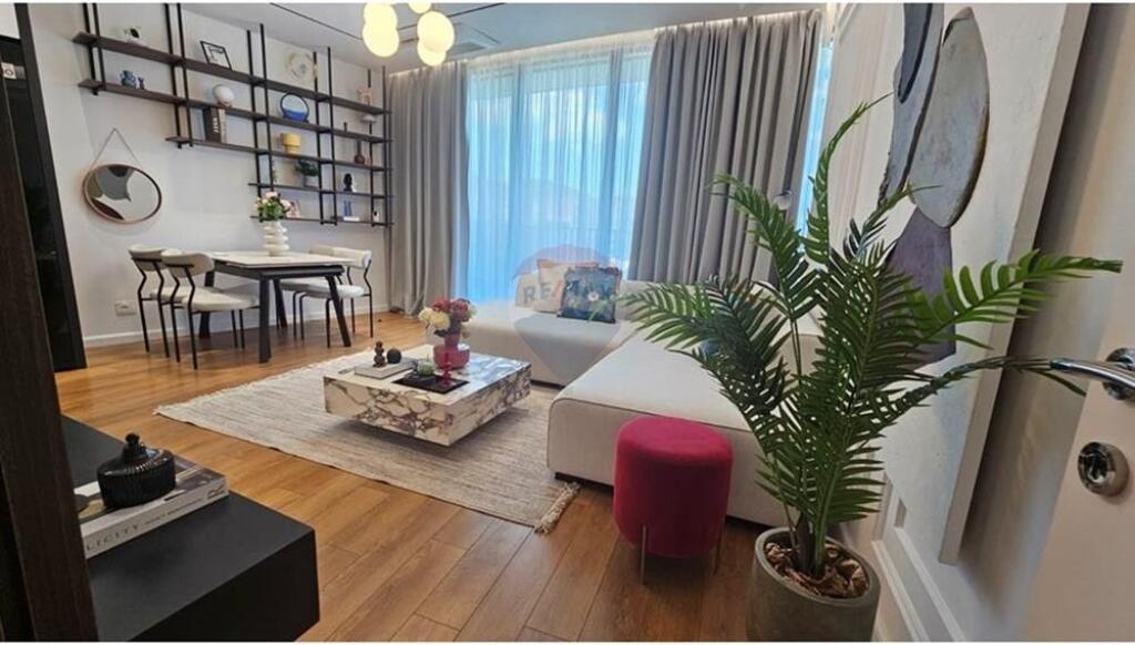 Apartament 2+1 per qira te Lake View