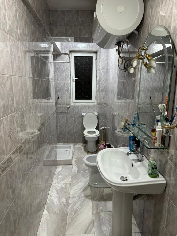 APARTAMENT 1+1 ME QIRA tek STADIUMI DINAMO