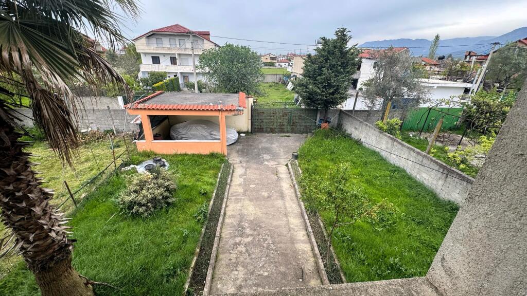 Casa privata in vendita a Kamëz – Costruzione di qualità, documentazione regolare!