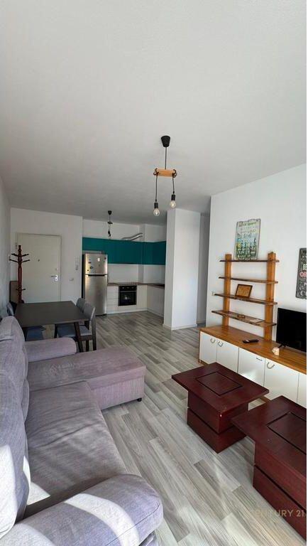 SHITET APARTAMENT 1+1 KOMPLEKSI TOWER BRIDGE 3,OXHAKU! 135,000 €