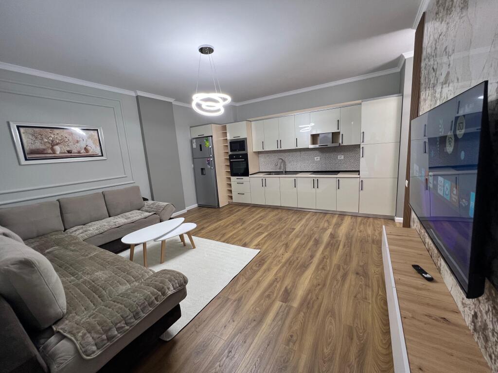 Apartment 2+1 in Misto Mame