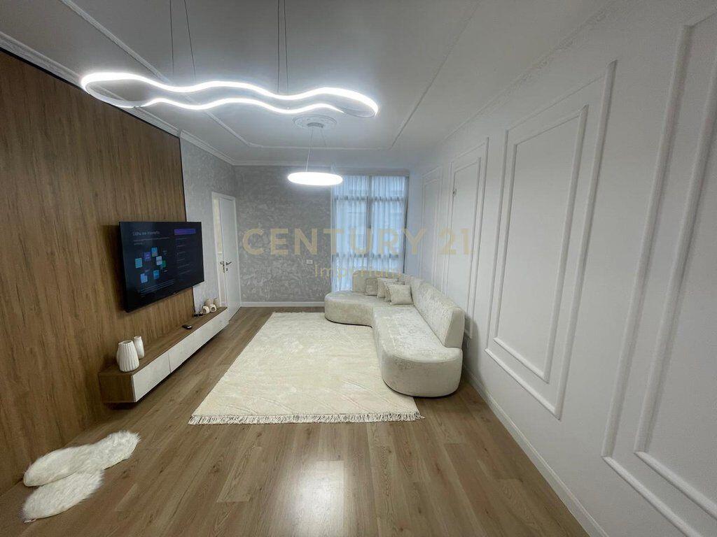 Apartament 2+1+2 në Astir!
