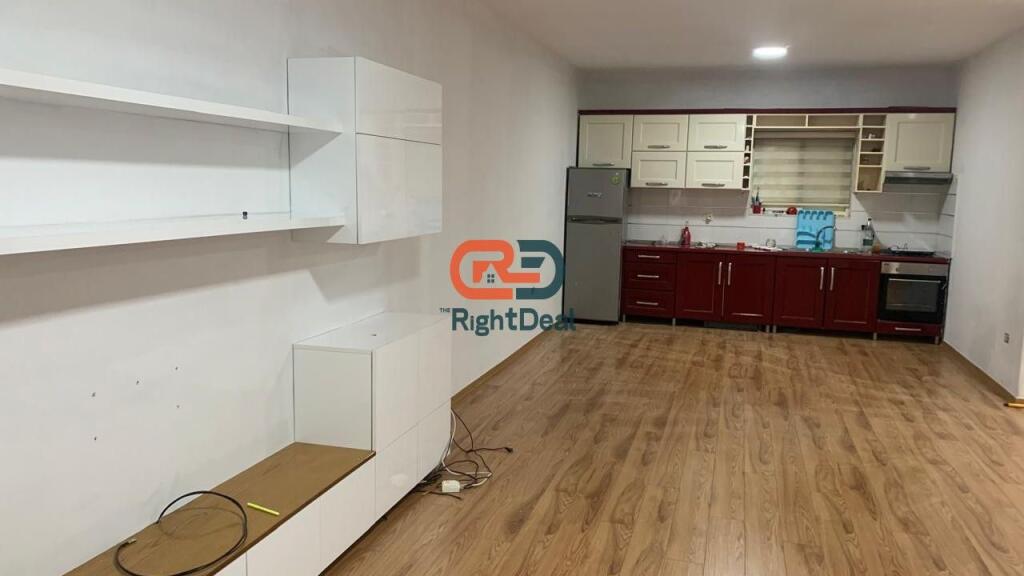 In Yzberisht, Apartment 2+1+Parking Space for Rent, Ideal for Living!