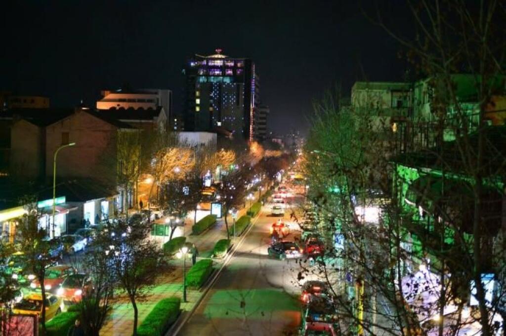 Apartment 2+1 with veranda, Kavaja Street🏙