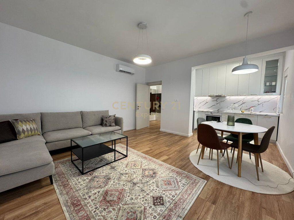 FOR RENT 2+1 APARTMENT AT WILLSON SQUARE!!