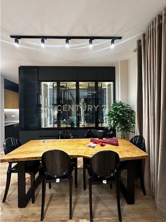 QIRA, APARTAMENT Modern 2+1+2 , REZIDENCA KURORA