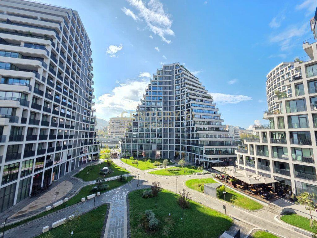 🏢 Zyrë me Qira  + Post Parkimi – Lake View Residence, Tiranë
