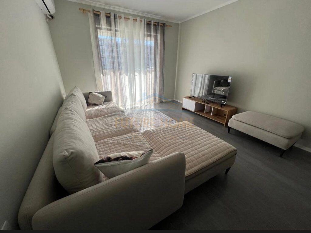 Rent, Apartment 1+1, 5 May Street, Tirana.