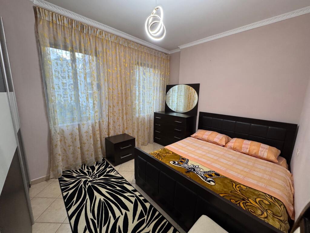 Apartament 1+1 ne astir  tek artisti   Kati 3,pallat I ri me ashensor  E mobiluar  Cmimi 450€